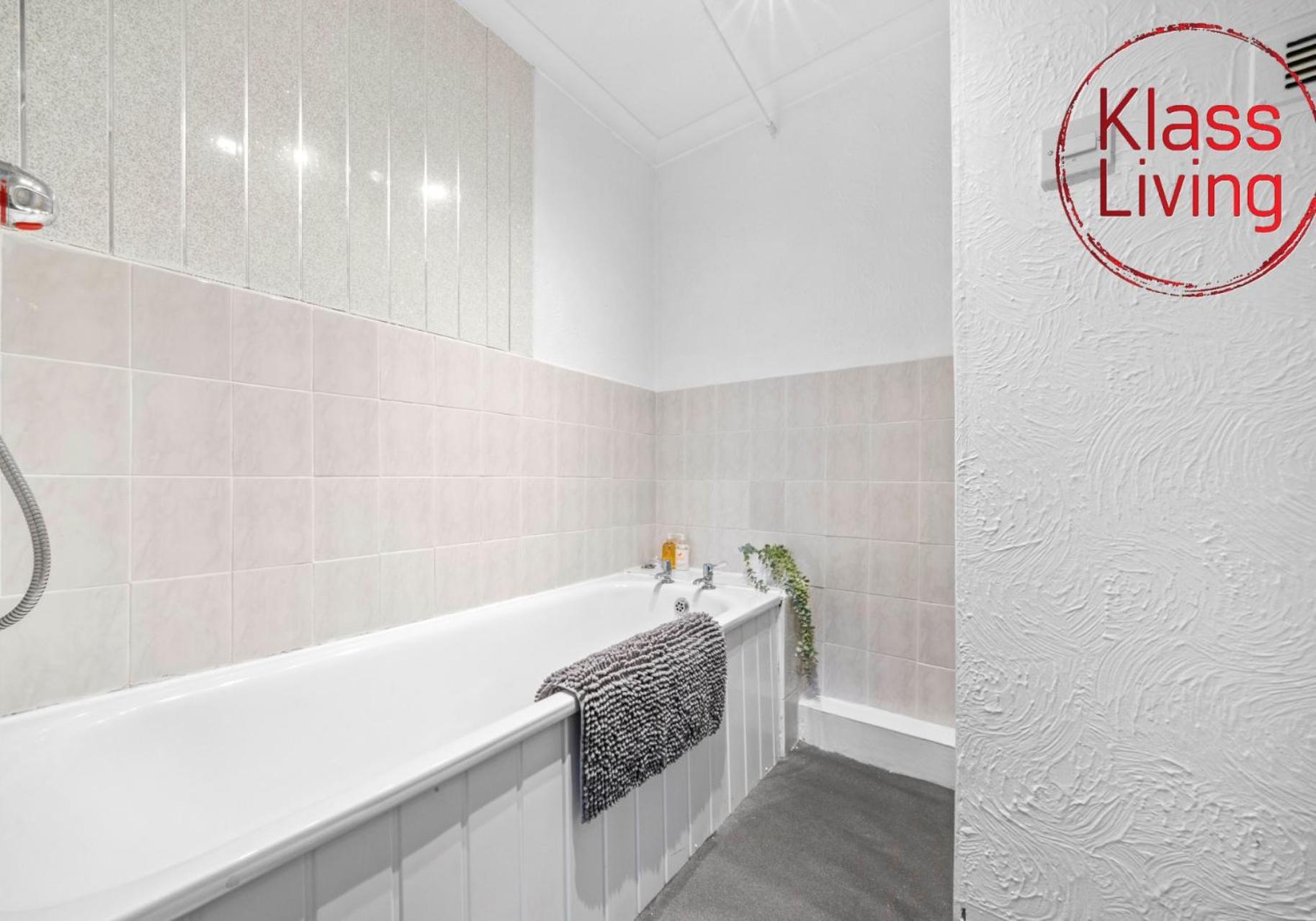 Elmbank Apartment By Klass Living Bellshill Εξωτερικό φωτογραφία